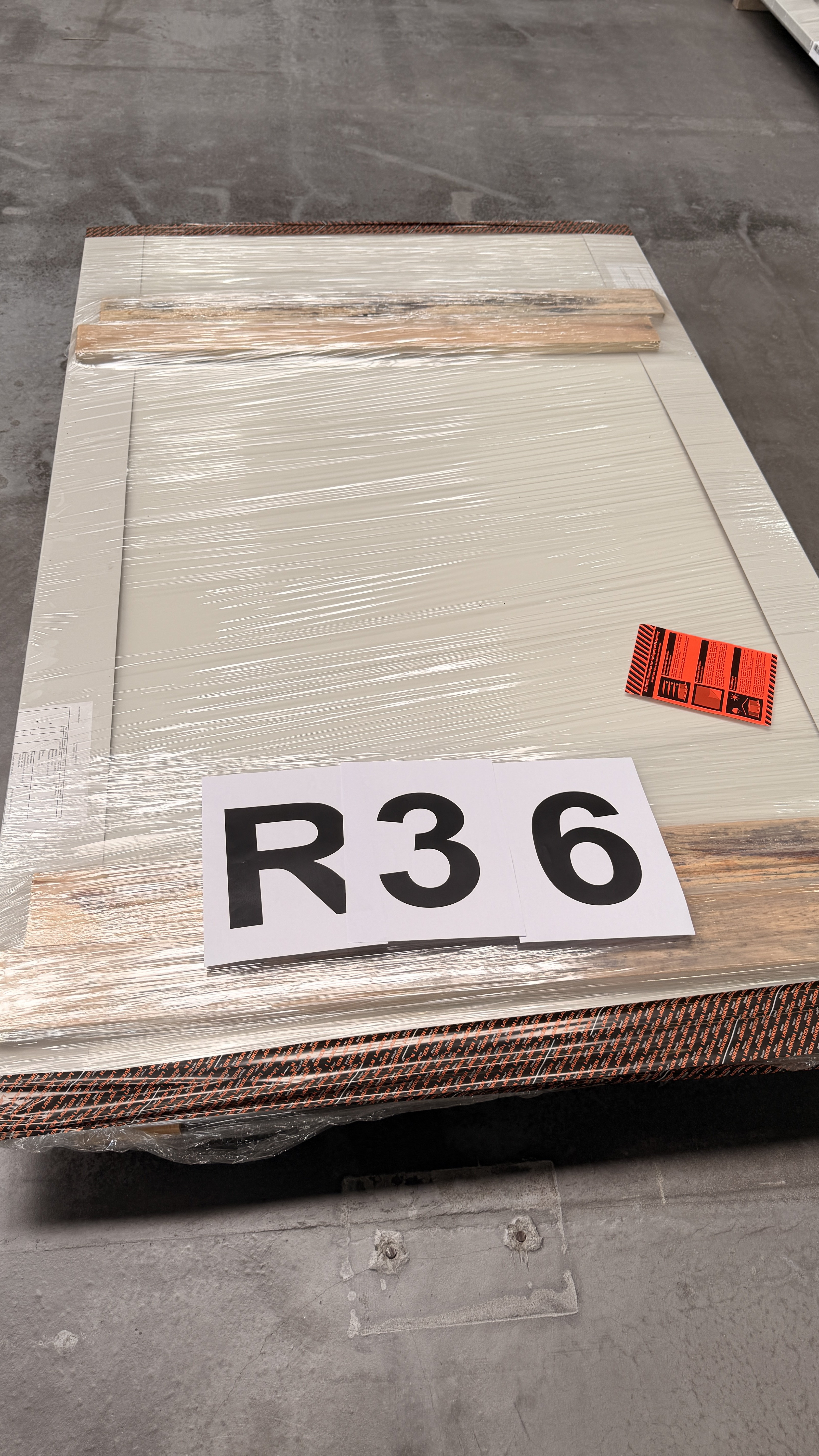 Flachblechtafeln aus Stahl, mit Schutzfolie, s = 0,50 mm, 25 my 8004  -  15,00 m²