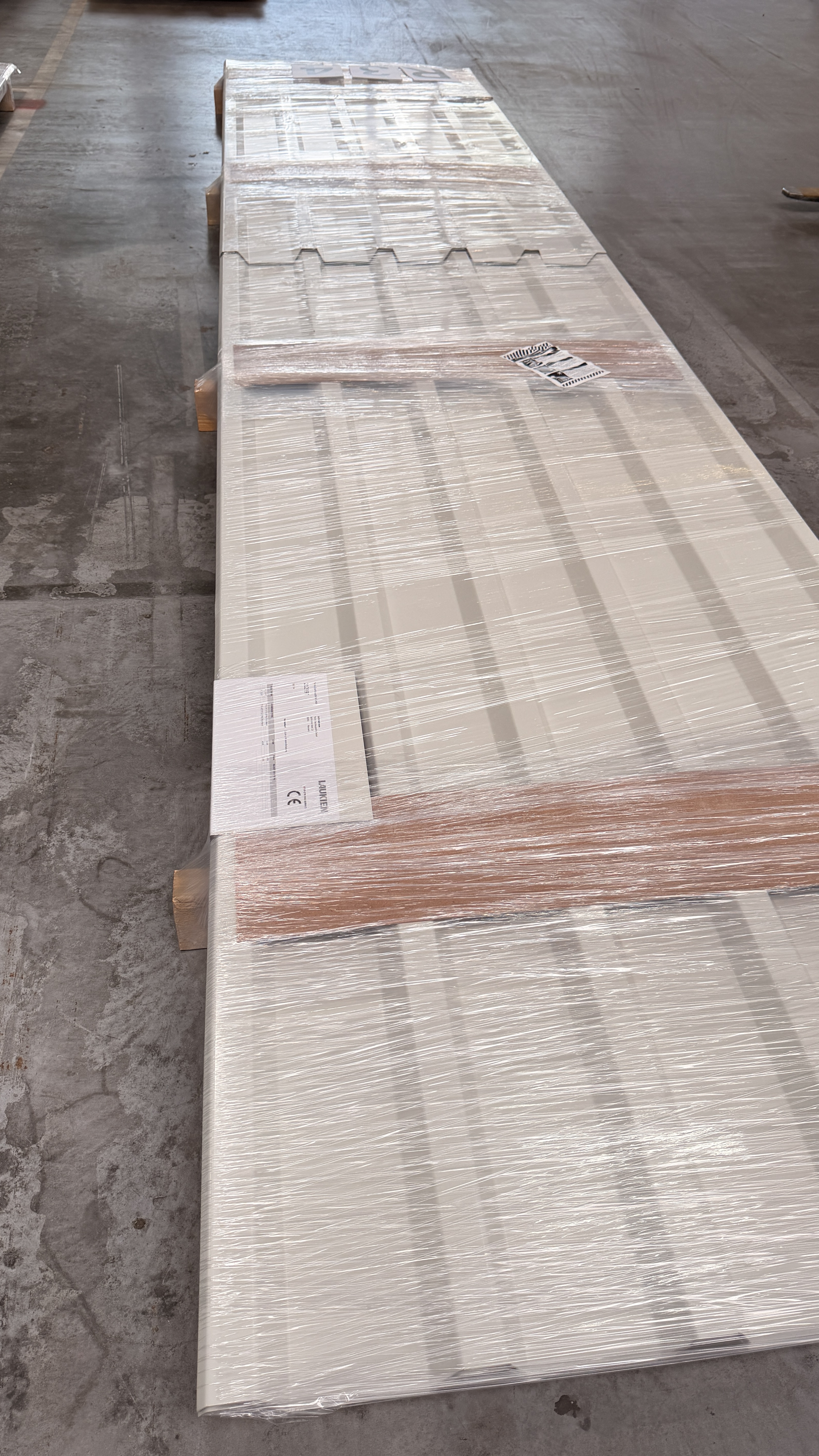 Stahltrapezprofil, Typ: 35/207 - Wand, s = 0,63 mm, 25 my 7016 - 60,58 m²