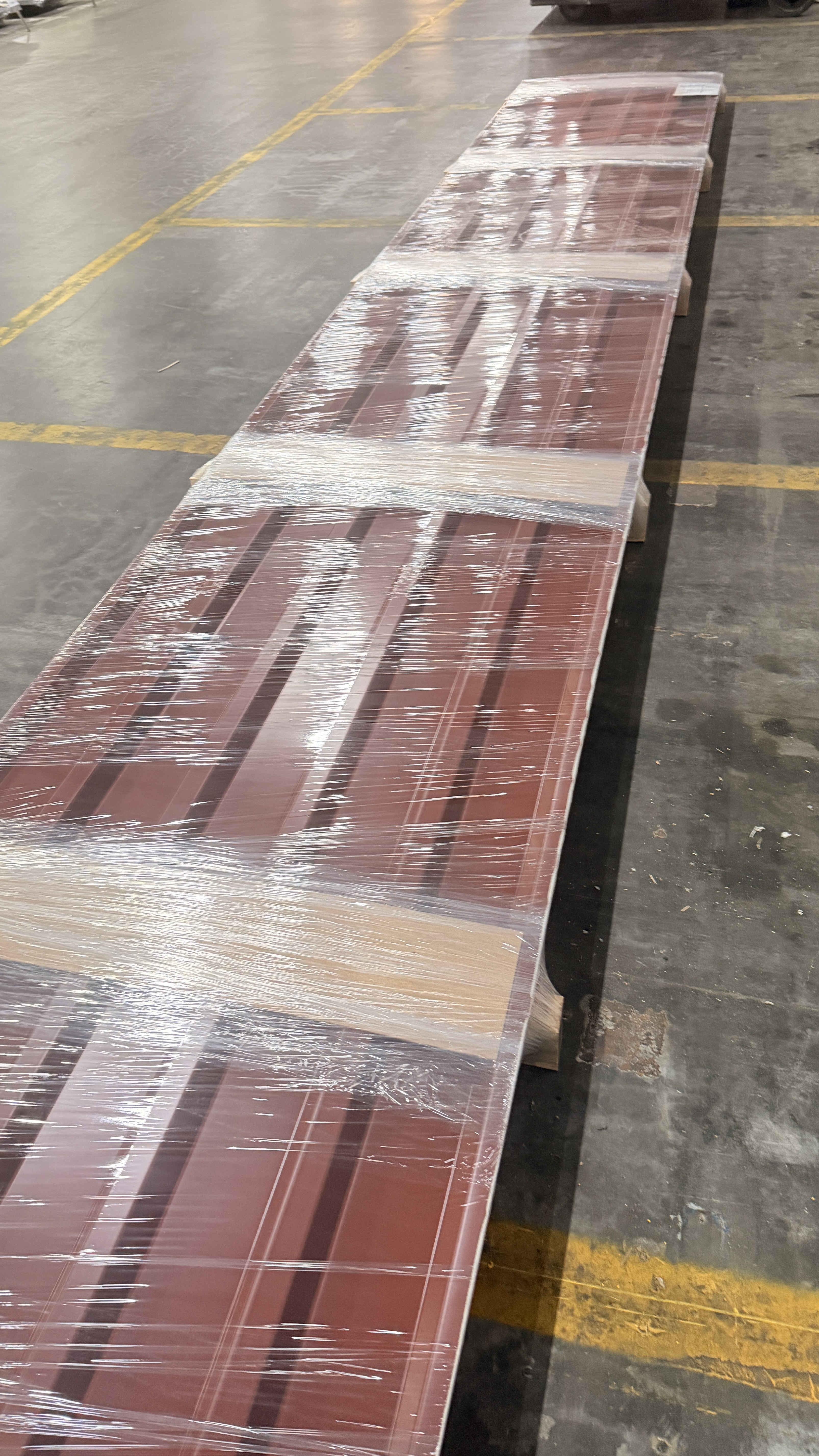 Stahltrapezprofil, Typ: 35/207 - Dach, s = 0,75 mm, Premium-Vlies mit Trennschnitt, 25 my 8012 - 37,26 m²
