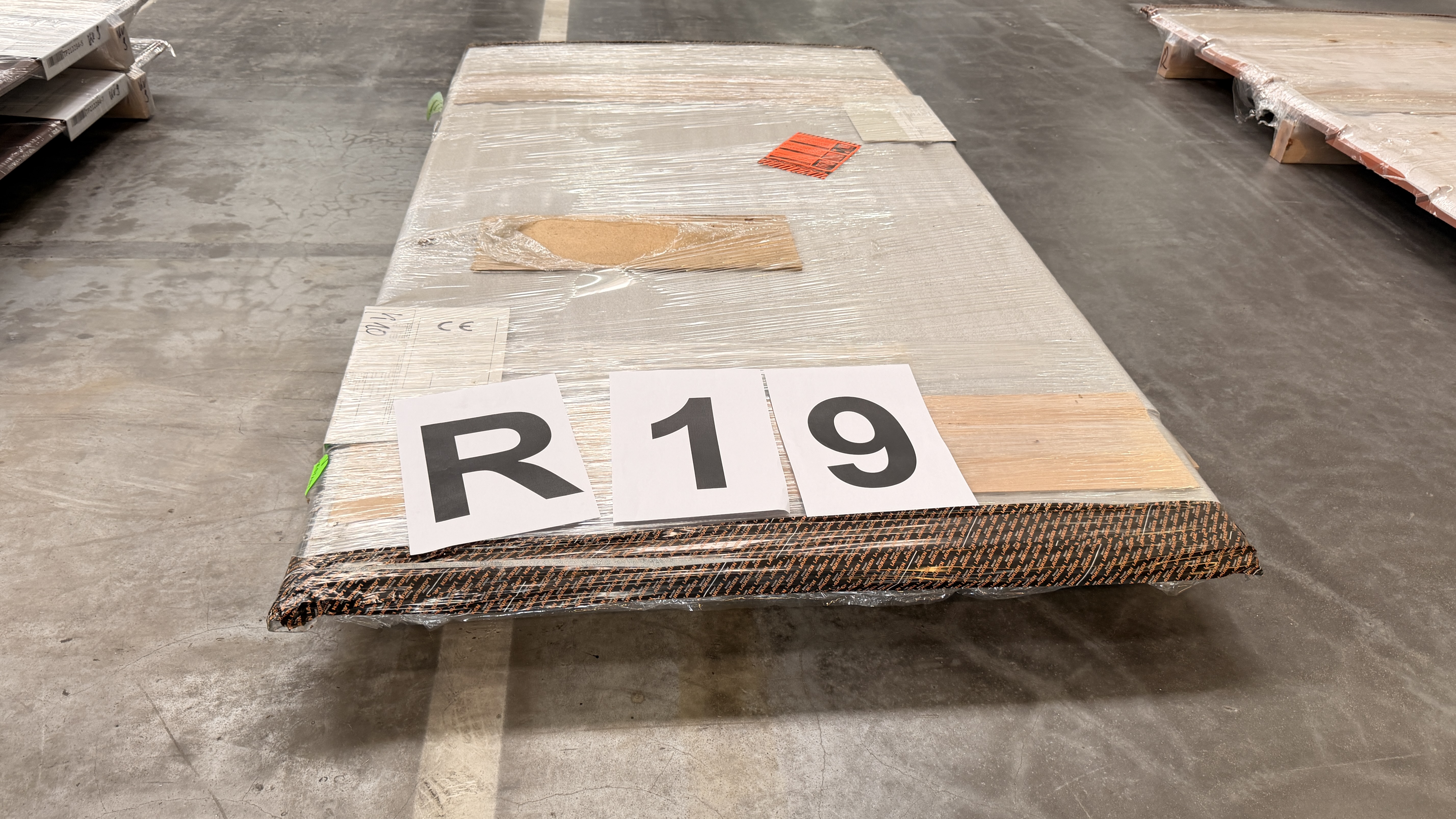 Aluminiumwellprofil, Typ: 18/76 - Wand, mit Schutzfolie, s = 0,70 mm, 25 my 7016 -  33,95 m²